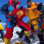 Кыргызстандык альпинист Эдуард Кубатов Гиннестин рекорддор китебине кирди